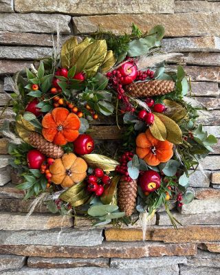 🍂 Podzimní dekorace za ještě lepší ceny! 🍂 Zútulněte si domov stylovými dýněmi, věnci a dalšími dekoracemi. Teď navíc...