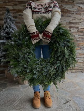 Tak schválně jaký si myslíte, že má tento věnec průměr a zajímalo by nás jak velký si kupujete vy věnec na dveře?